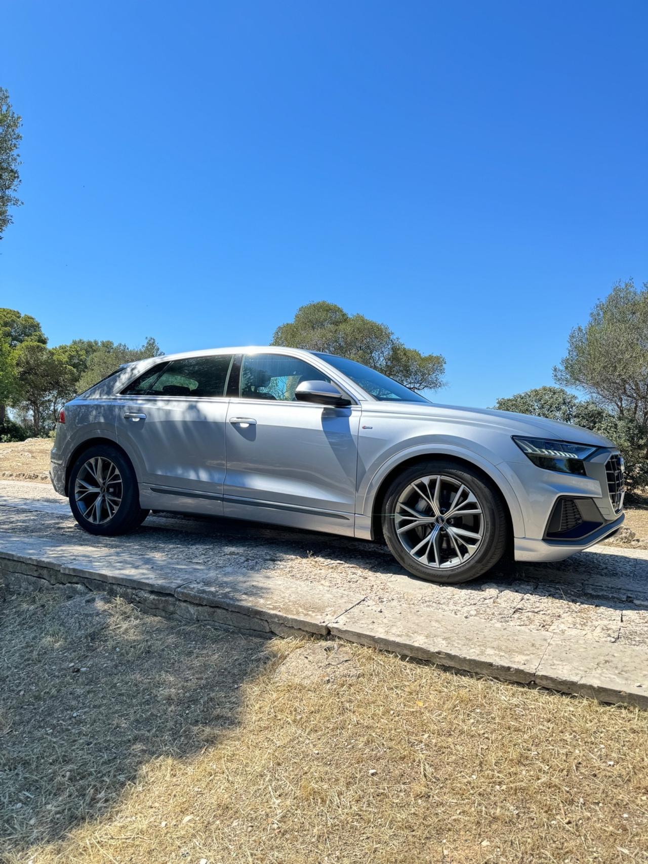 Audi Q8 45 TDI quattro tiptronic Sport