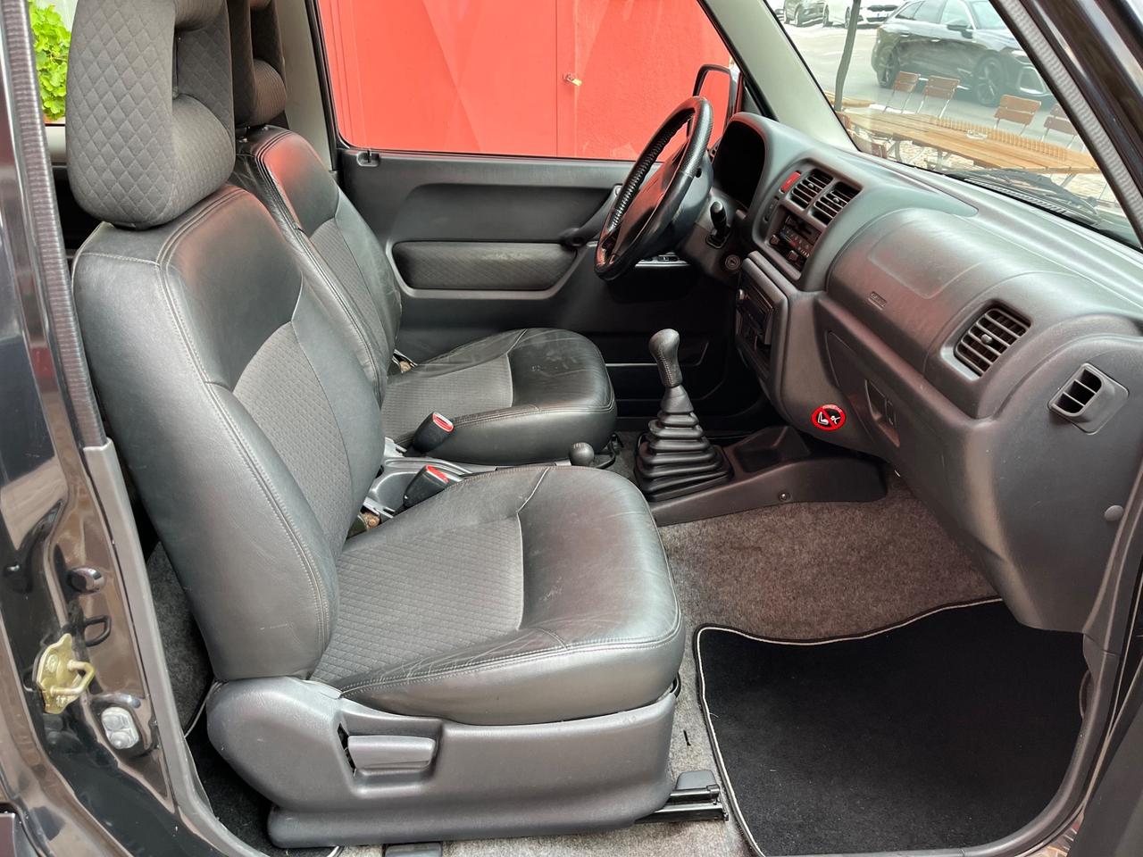 Suzuki Jimny 1.3i 16V - 4x4 con Ridotte