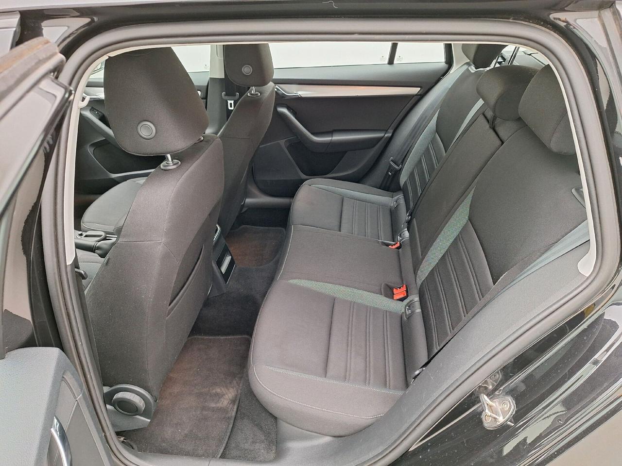Skoda Octavia 1.5 e-TEC DSG Wagon Executive