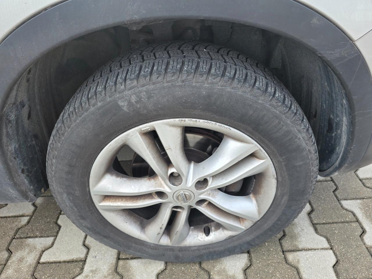 Nissan Qashqai 2.0 dCi DPF Tekna