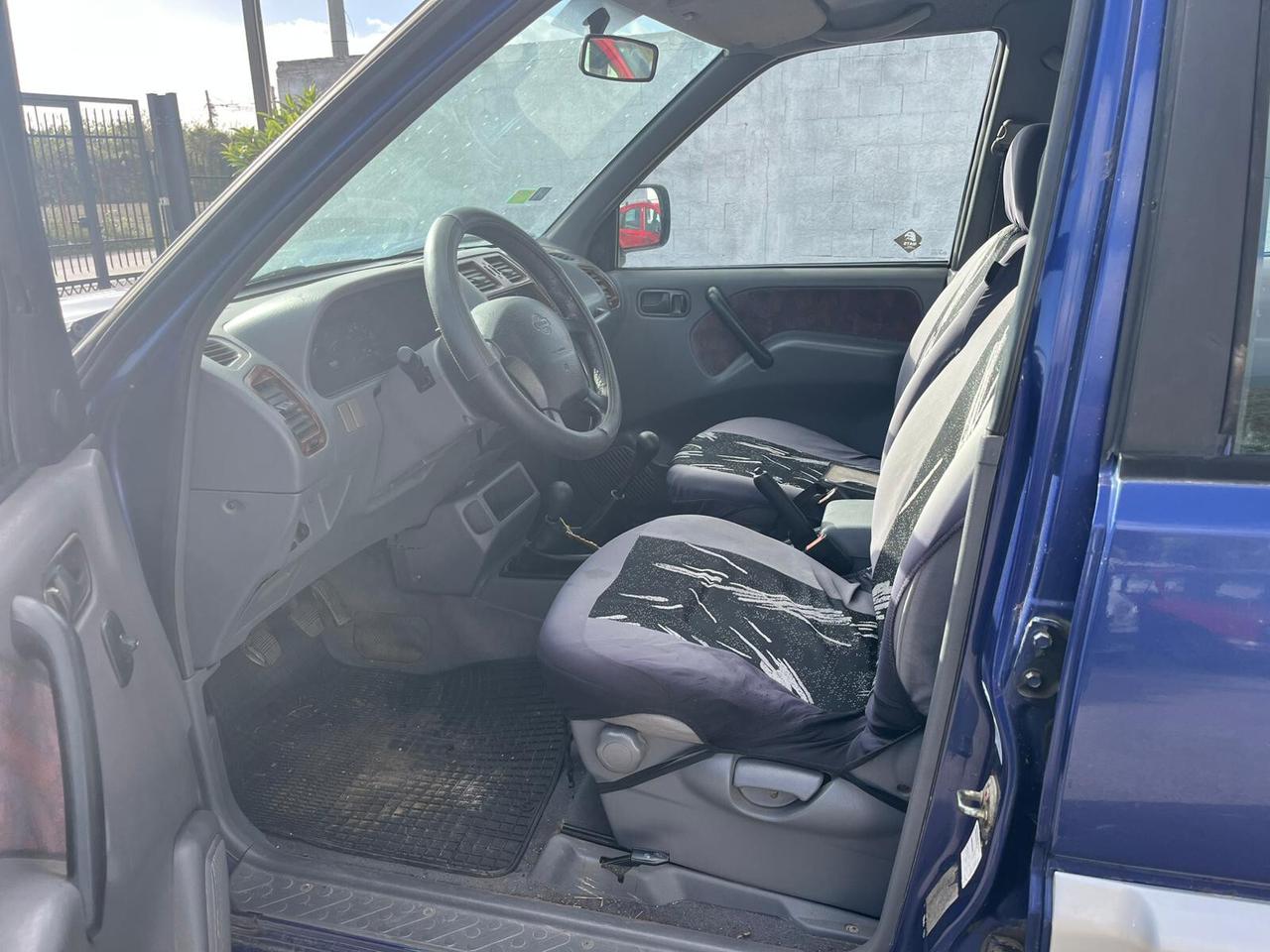 Nissan Terrano II 2.7 Tdi 5 porte Luxury autocarro