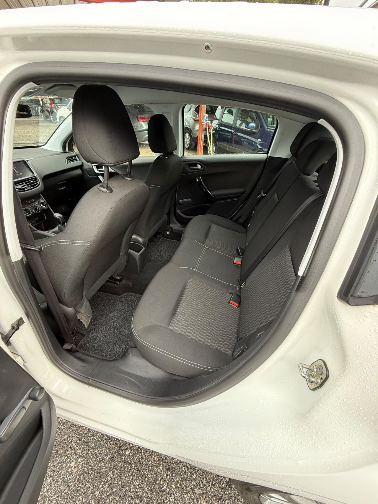 208 1.2 82 -GPL-Allure-unipro-rate-garanzia -