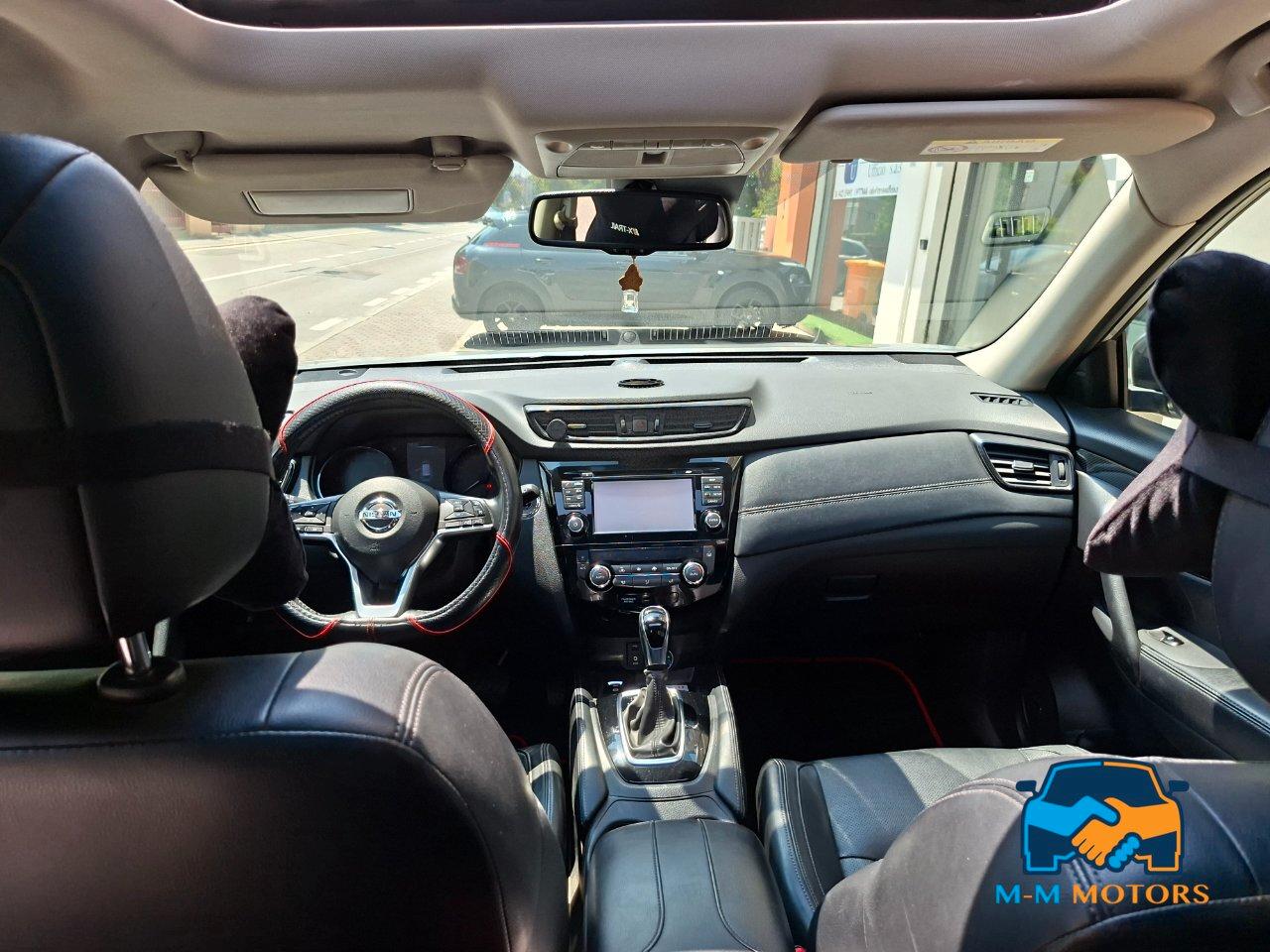 Nissan X-Trail 1.6 dci Tekna 2wd xtronic tetto