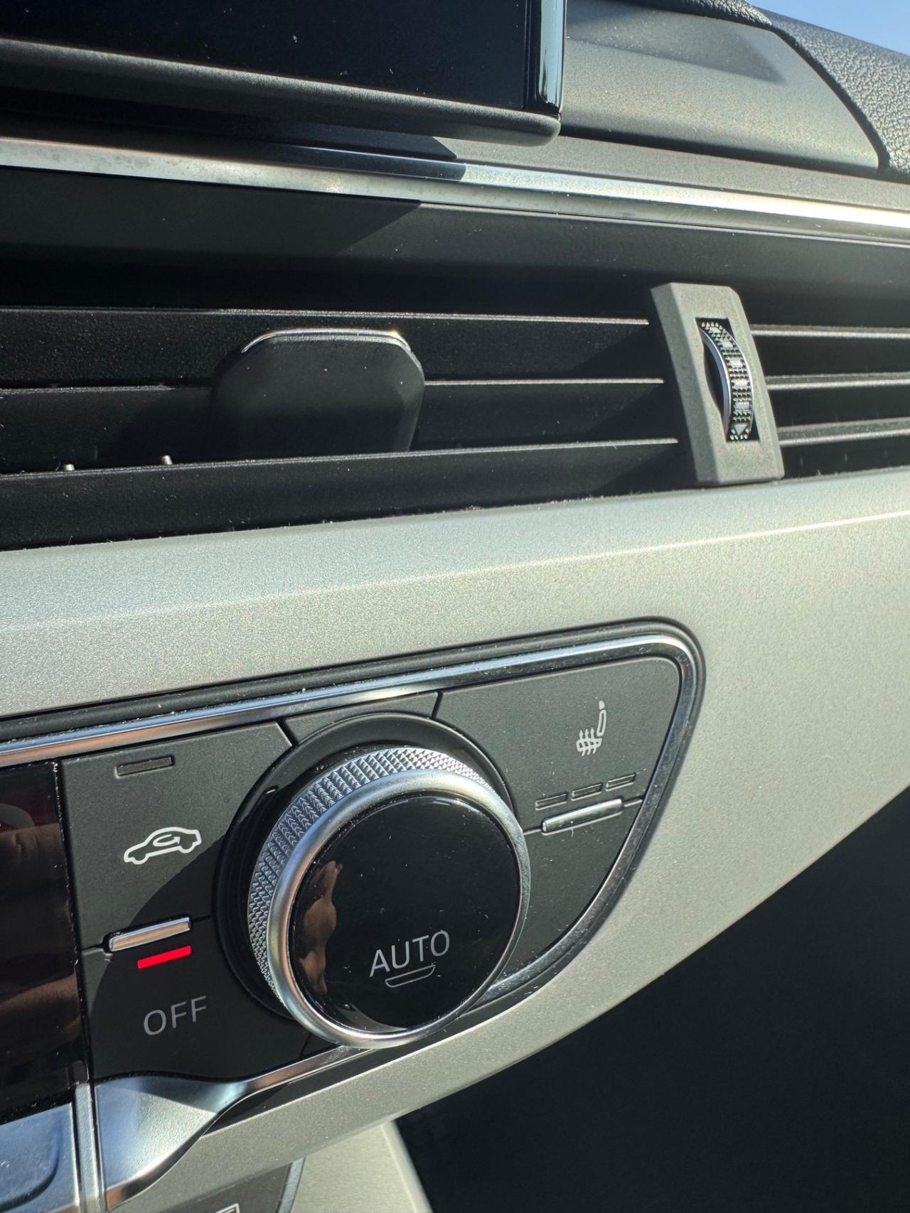 Audi A4 35 TDI/163 CV S tronic Business Advanced