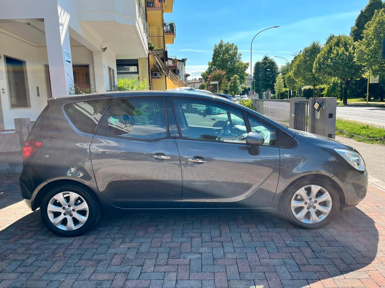 Opel Meriva 1.3 CDTI 95CV ecoFLEX Cosmo