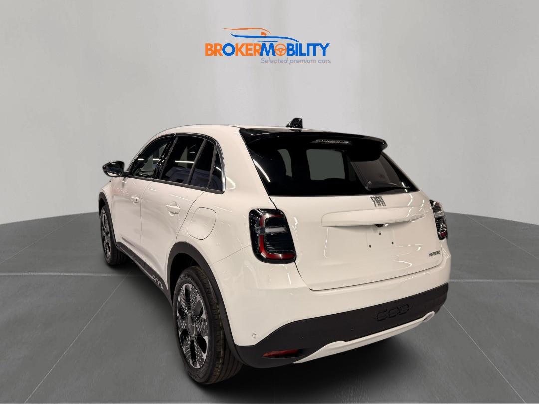 Fiat 600 Hybrid 110 CV DCT MHEV La Prima