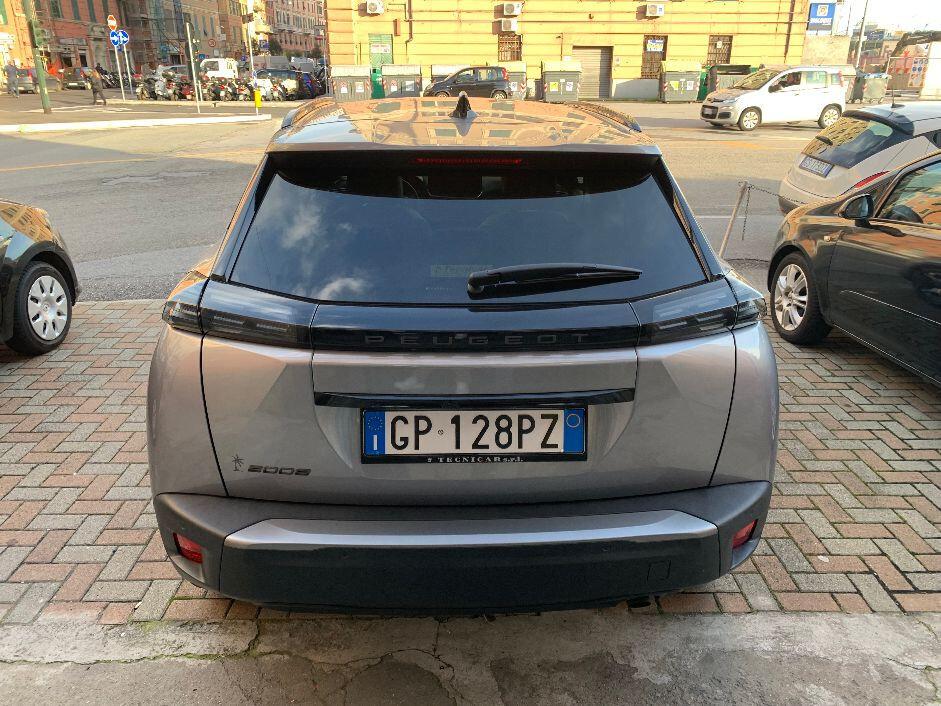 Peugeot 2008 PureTech 100 S&S Allure, SOLO KM 8.800!!!!!!!!!!!!!!