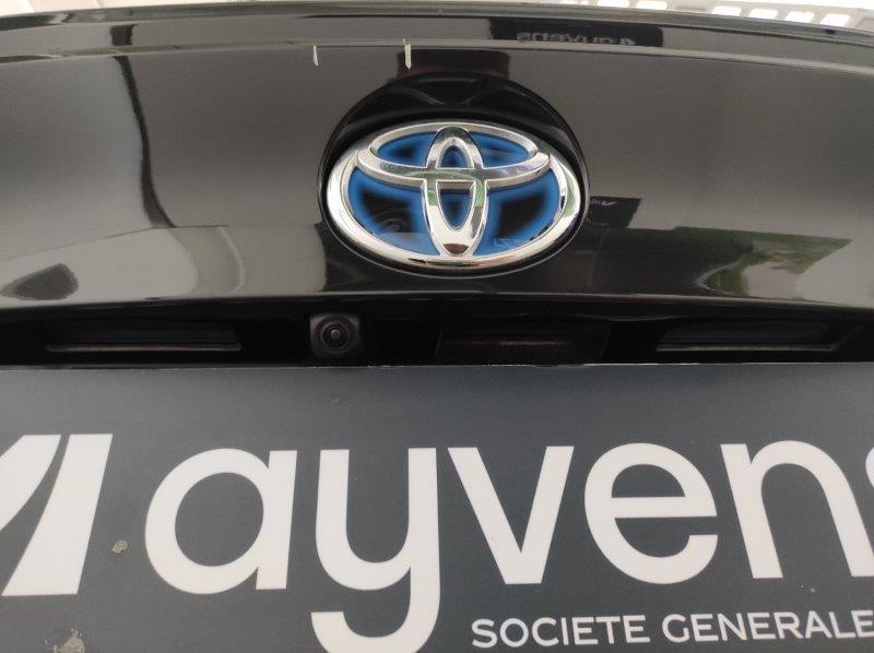 TOYOTA C-HR (2016-2023) - C-HR 1.8 Hybrid E-CVT Business