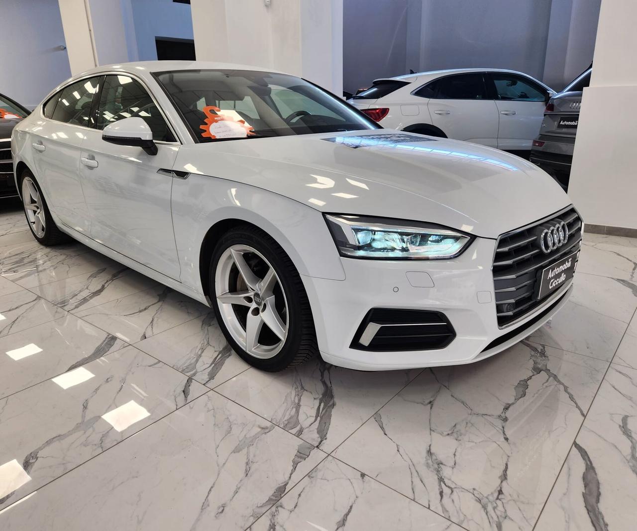 Audi A5 AUDI