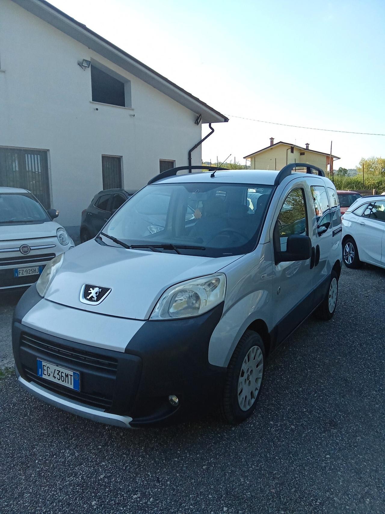 Peugeot Bipper 1.3 HDi 75 FAP Outdoor 011