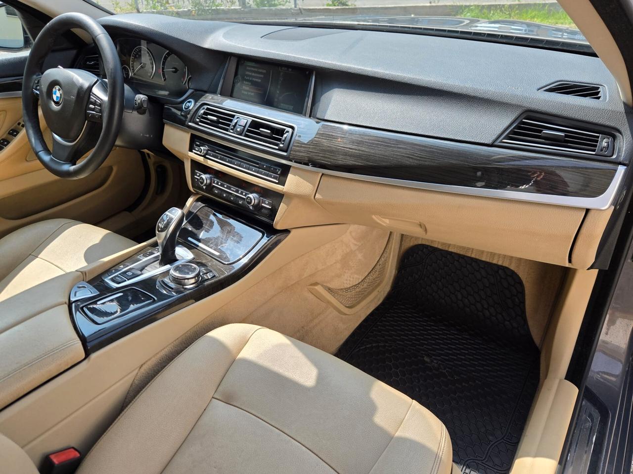 Bmw 530d xDrive 258CV Touring Luxury