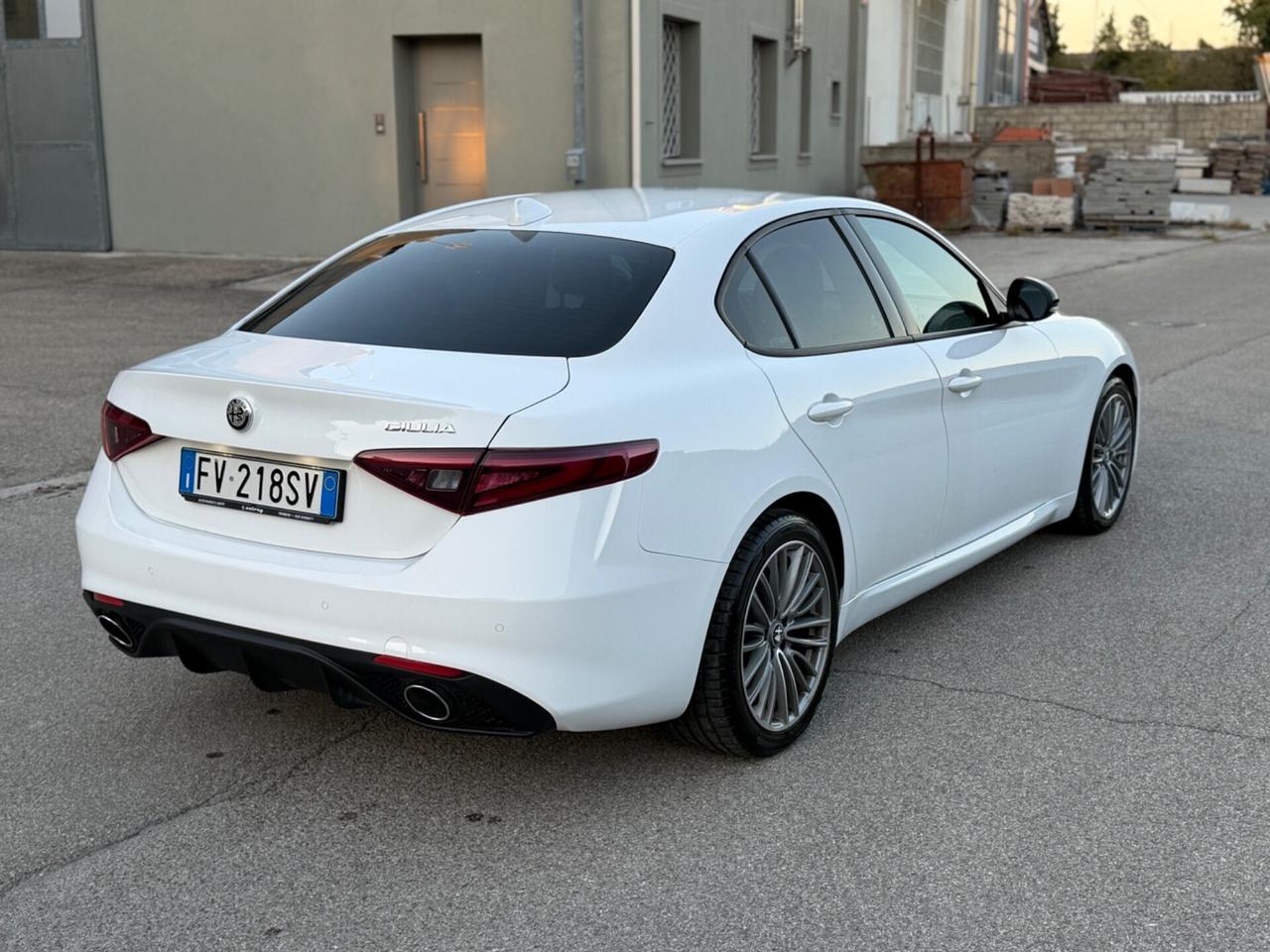 Alfa Romeo Giulia 2.2 Turbodiesel 160 CV AT8 Business