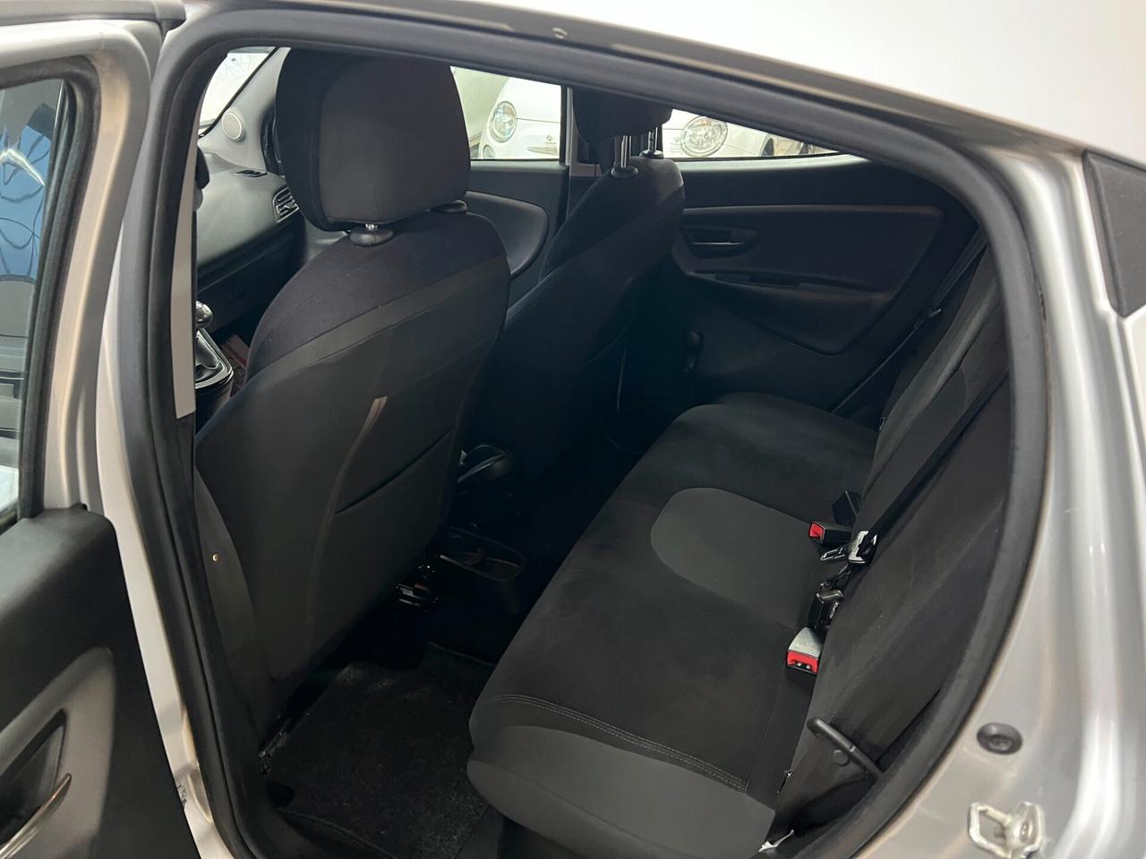 Lancia Ypsilon 1.3 MJT 16V 95 CV 5 porte S&S Platinum