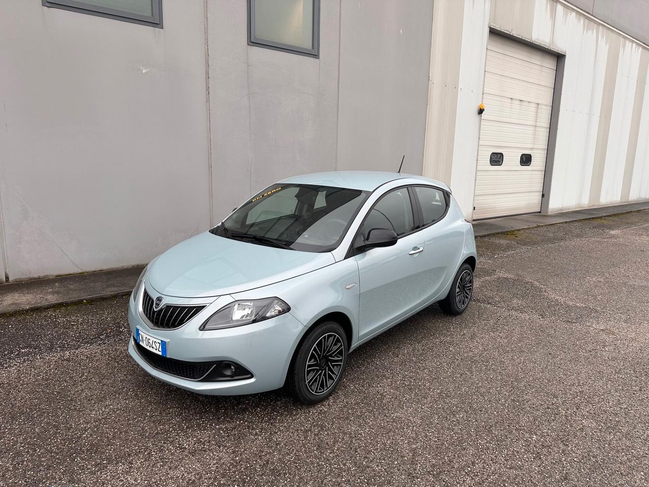 Lancia Ypsilon 1.0 FireFly 5 porte S&S Hybrid Gold Plus