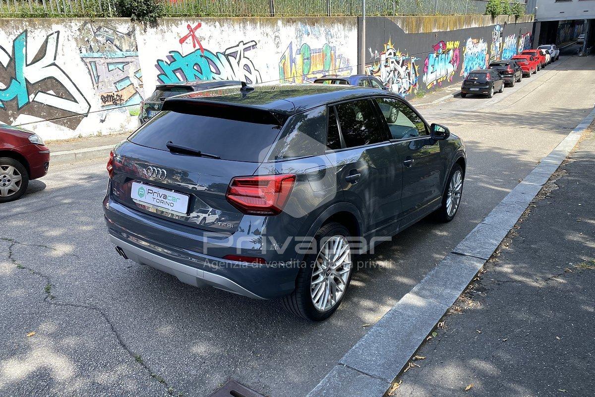 AUDI Q2 35 TFSI S tronic Business