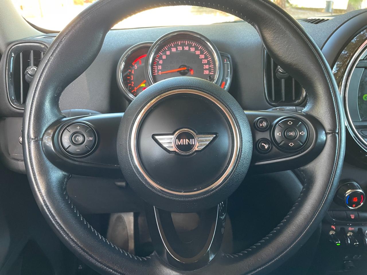 Mini Cooper D Countryman Mini 2.0 Cooper D Business Countryman ALL4 Automatica
