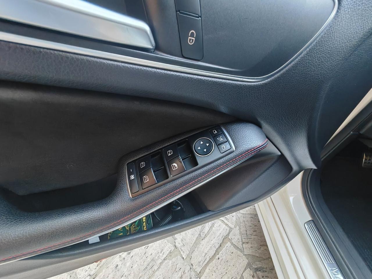 Mercedes-benz A 180 d Automatic Premium APPLE CARPLAY ANDROID AUTO