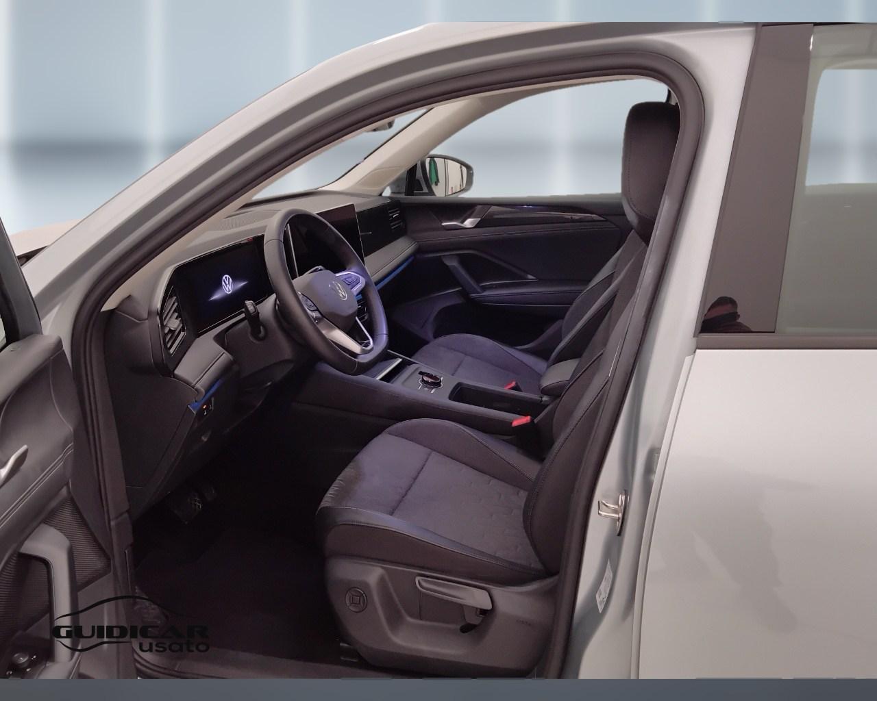 VOLKSWAGEN Tiguan III 2024 - Tiguan 2.0 tdi Life 150cv dsg