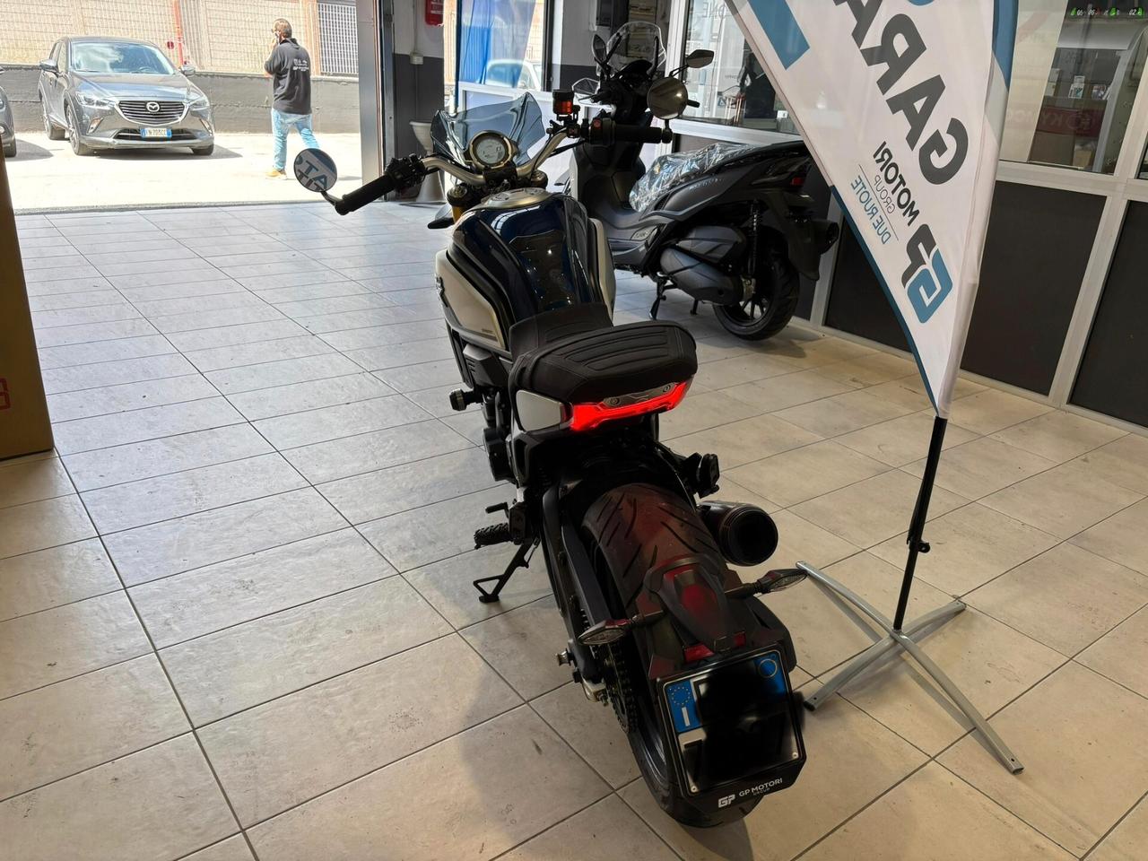 Cf Moto 700CL-X HERITAGE