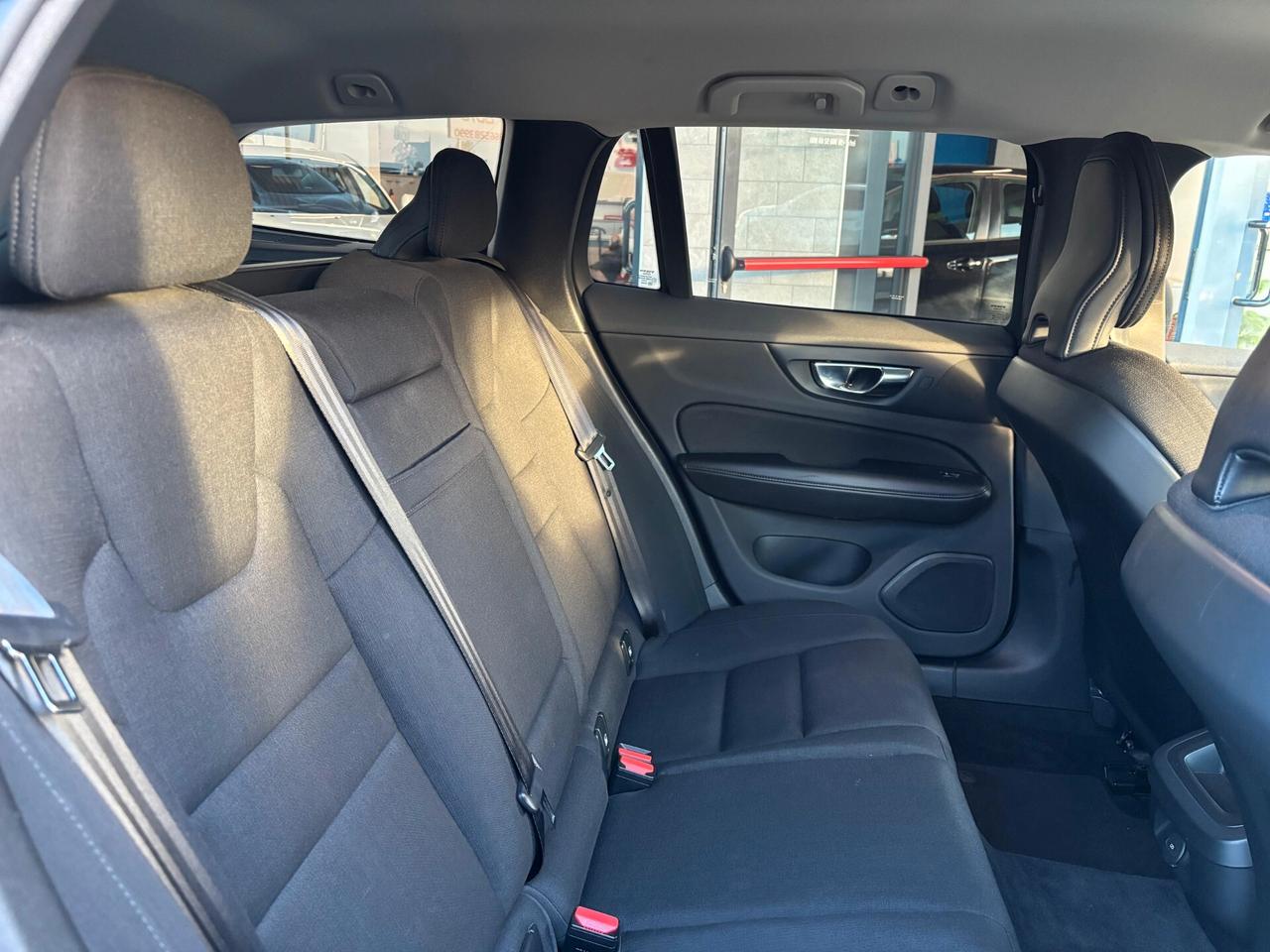 Volvo V60 B4 2.0 Ibrida Cambio Automatico