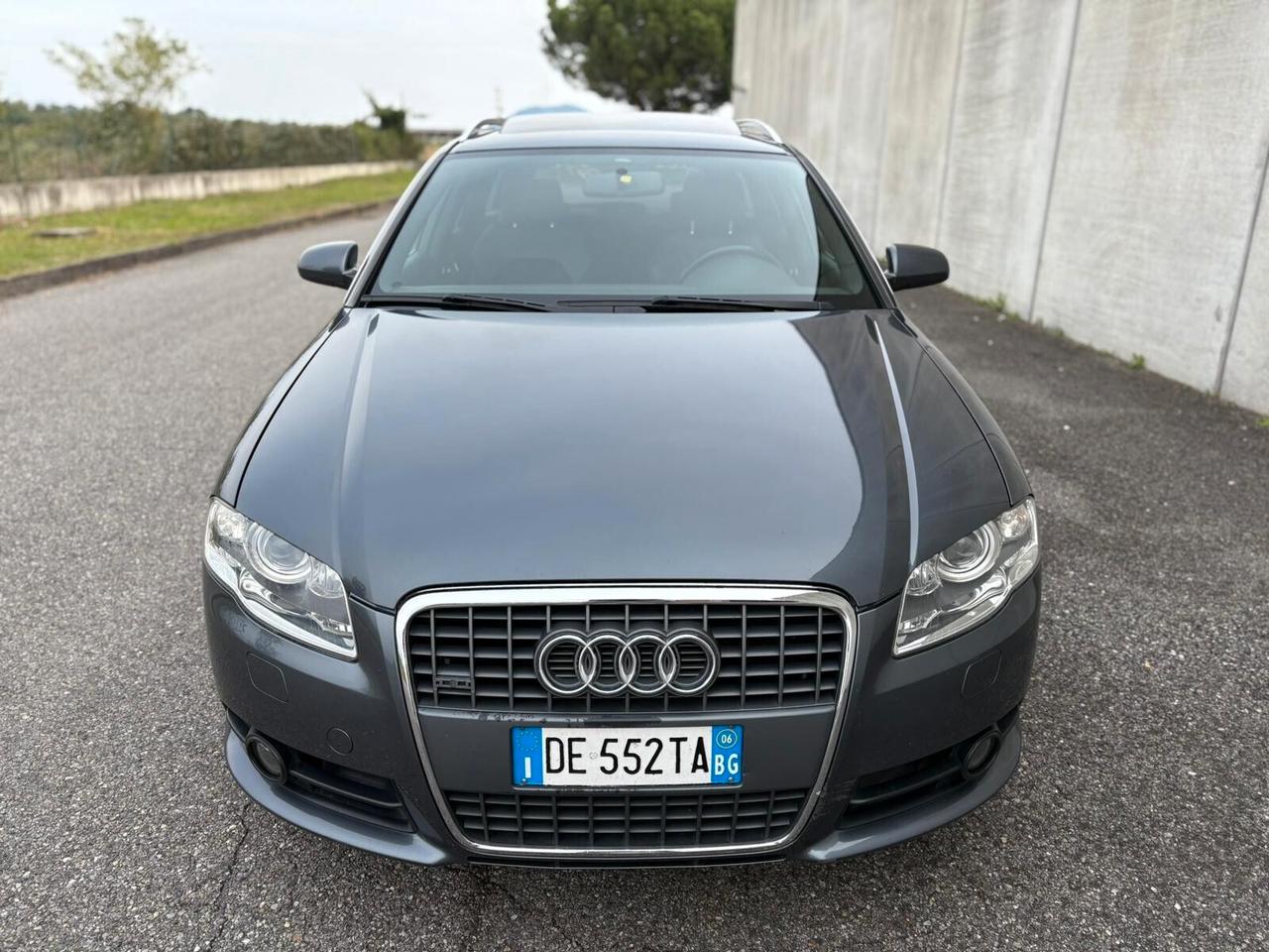 Audi A4 Avant 2.0 TDI 140CV *S-LINE*