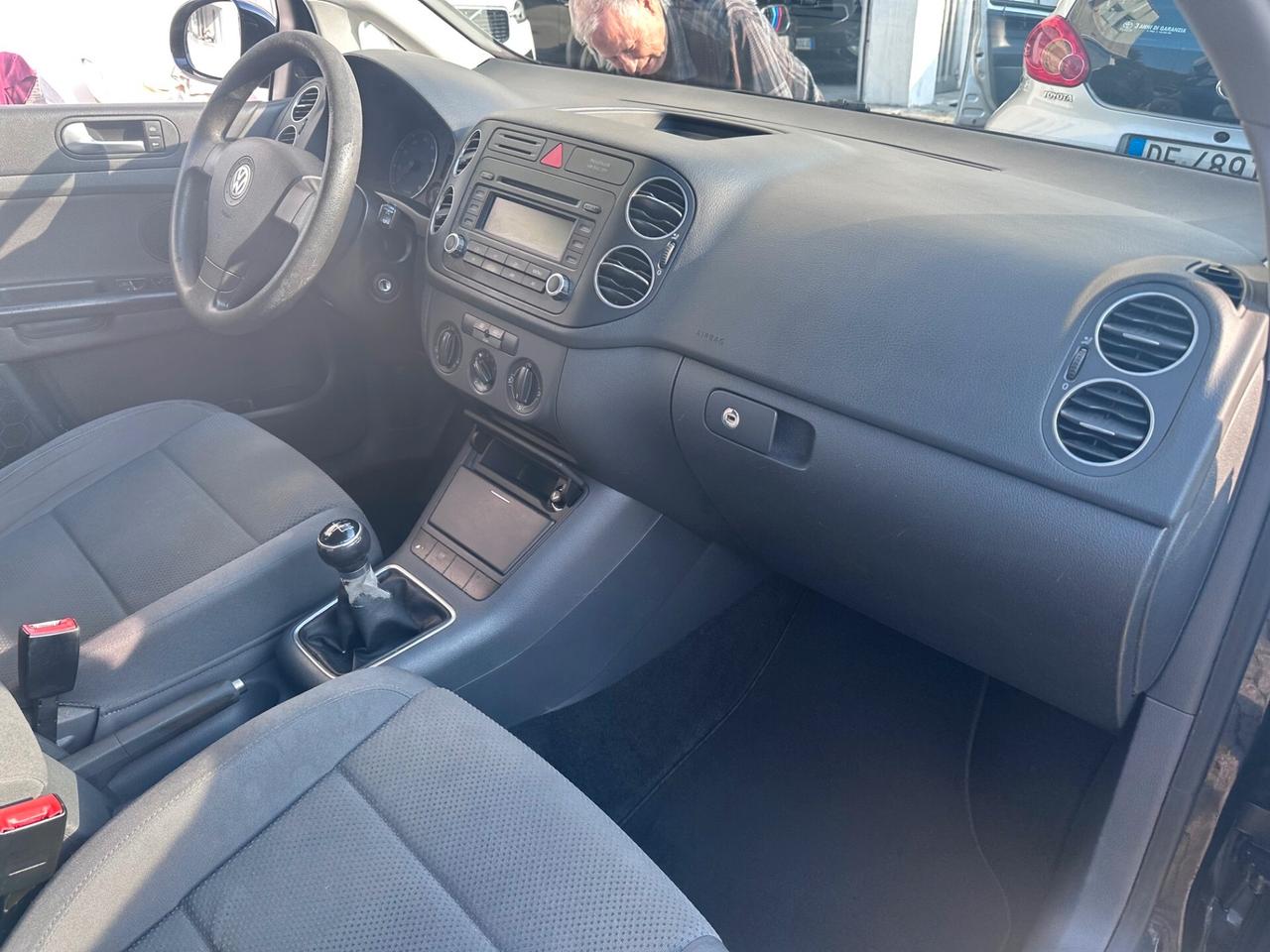 Volkswagen Golf 1.6 5p. Trendline*CERCHI
