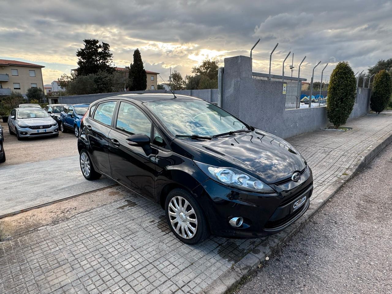 FORD FIESTA 5 PORTE - NEOPATENTATI