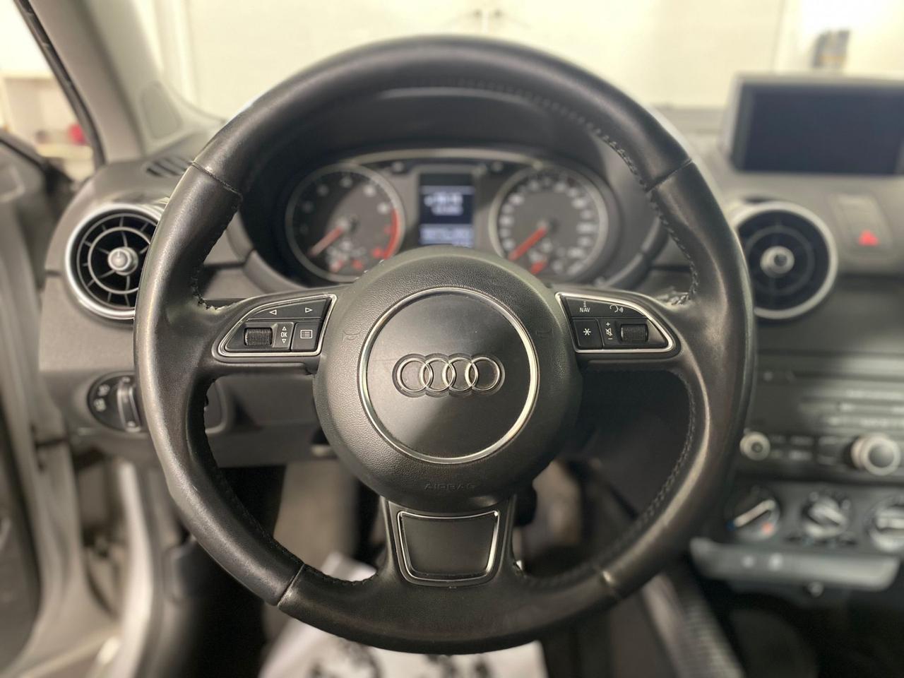 Audi A1 1.2 BENZINA S-LINE