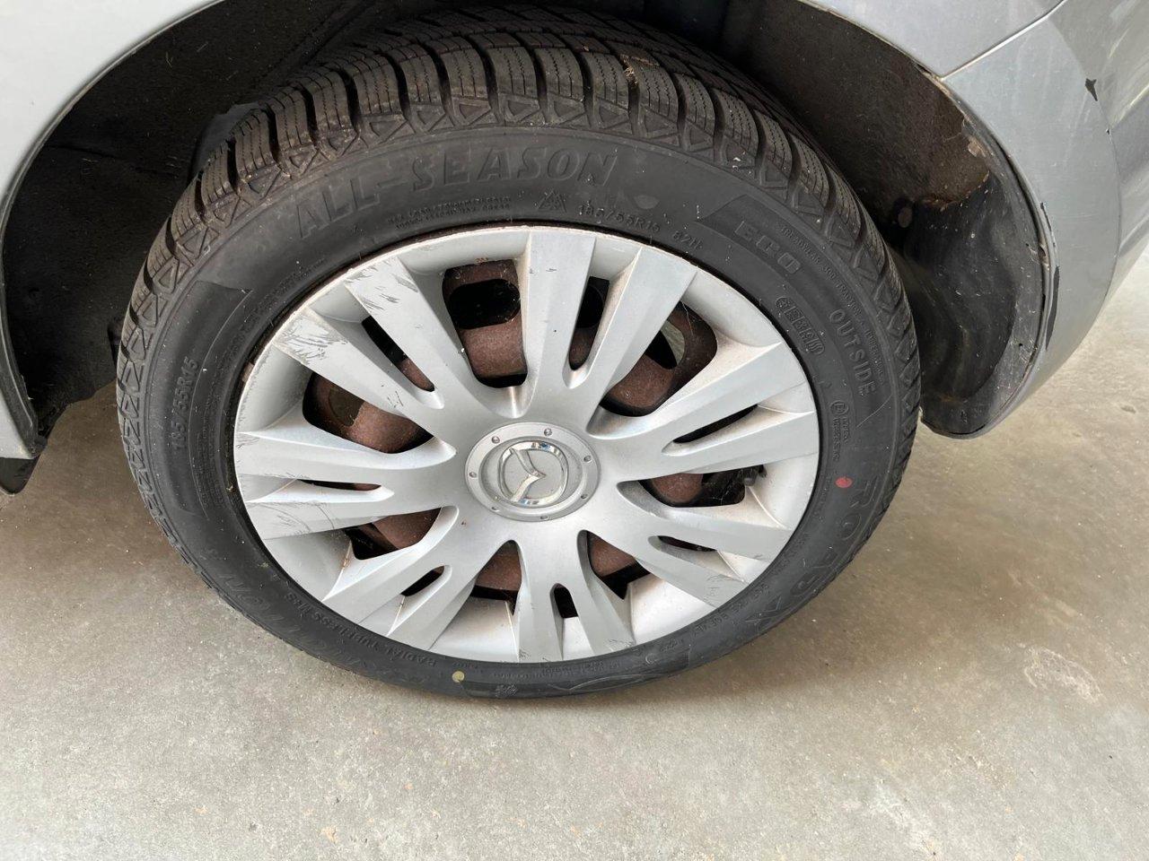 Mazda 2 5 Porte 2 5p 1.3 Easy c/clima Gpl 75cv