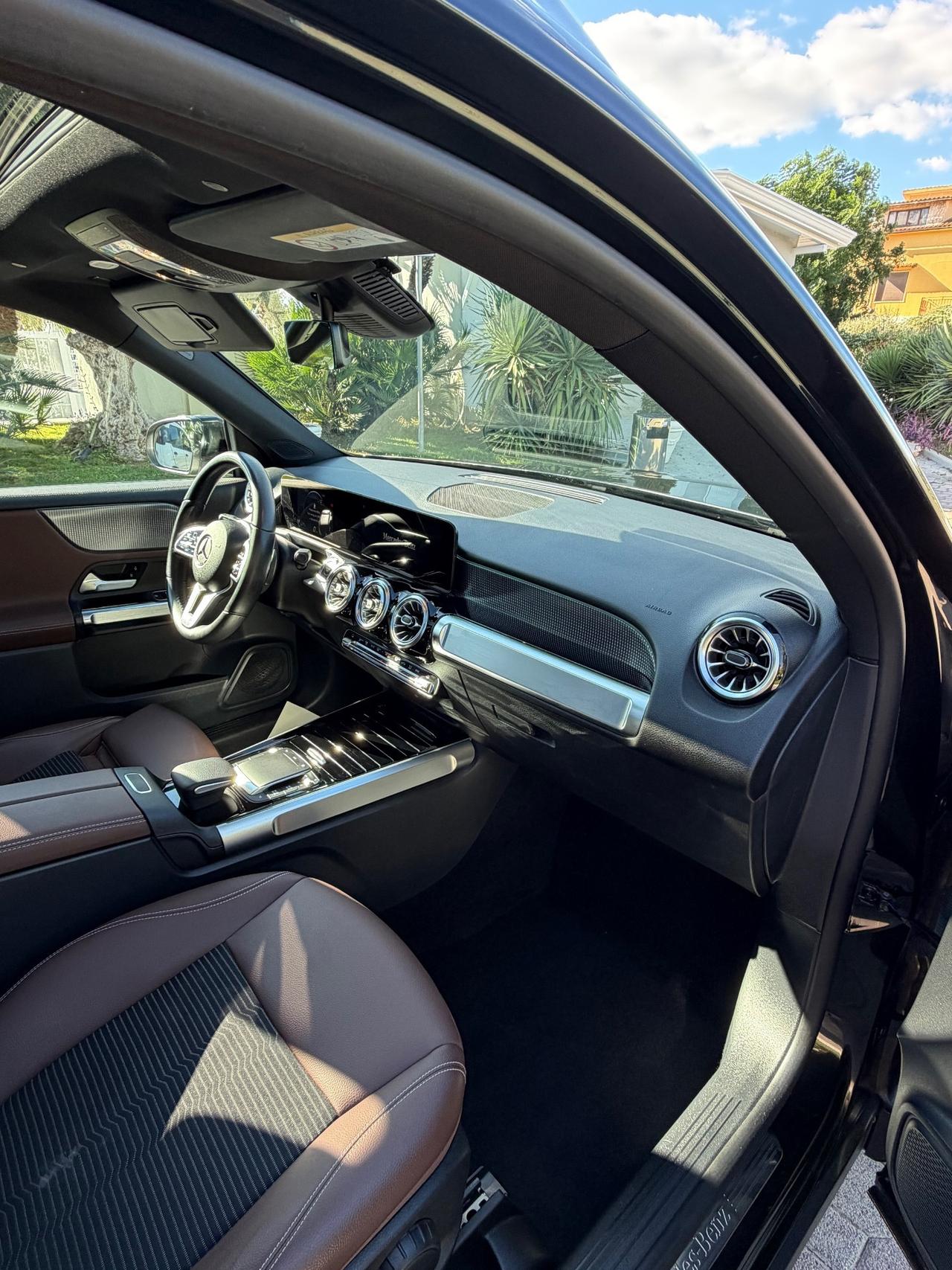 Mercedes-benz GLB 180 d Automatic Sport