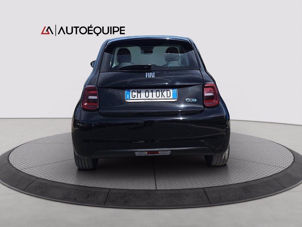 FIAT 500e 42 kWh La Prima del 2023