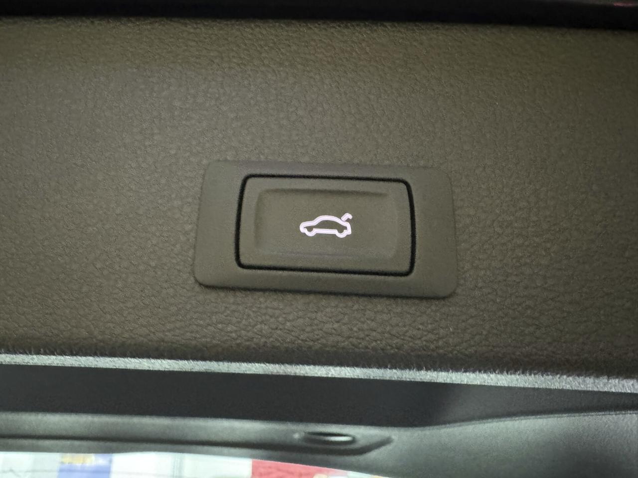 Audi Q2 30 TDI S tronic line Edition