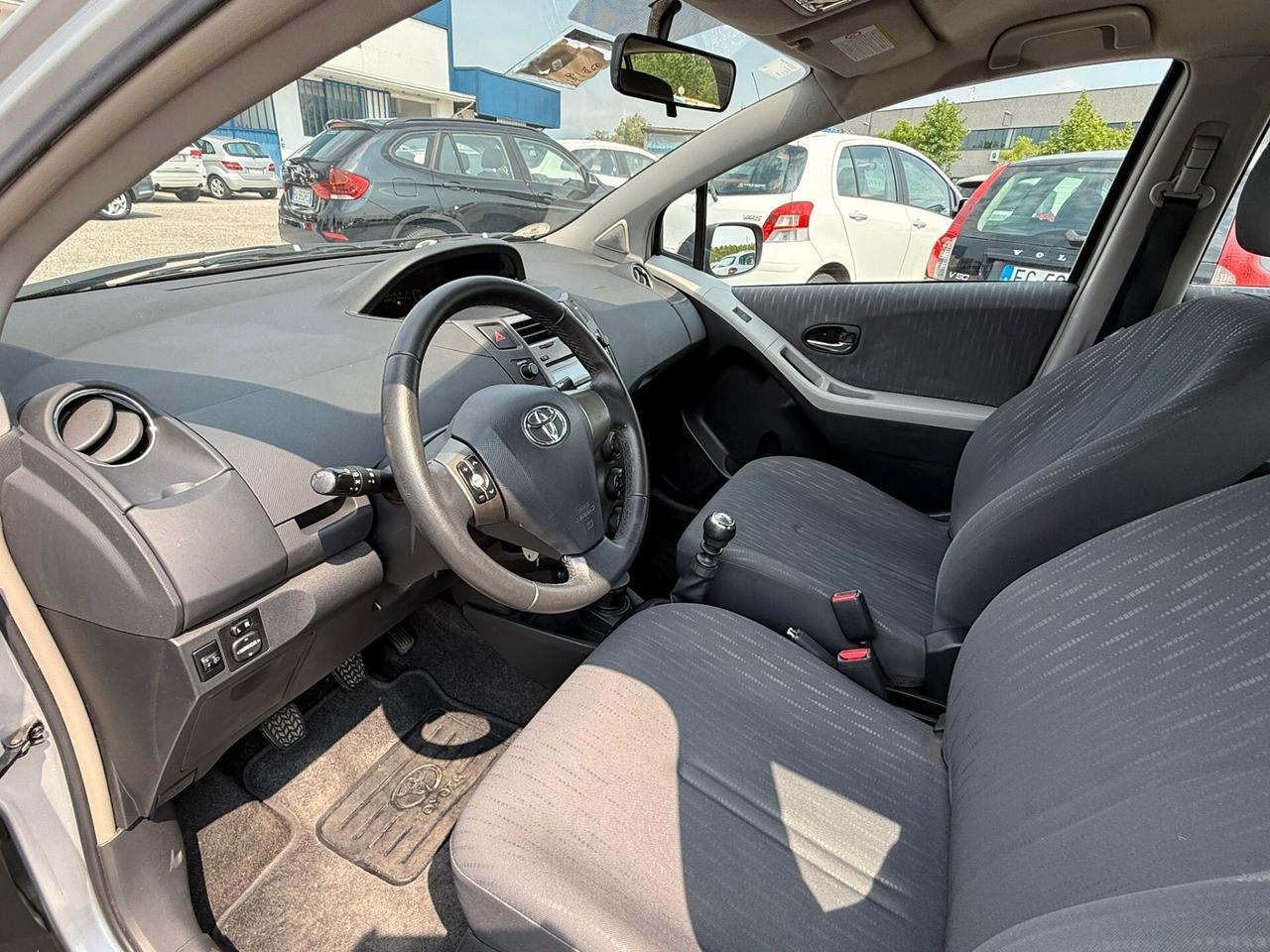 Toyota Yaris 1.3 Benz Km 96.160!!!