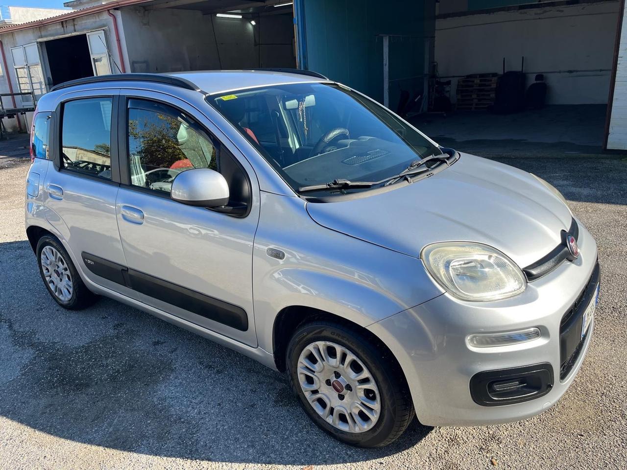 Fiat panda 1.2 gpl lounge-full-10/2012