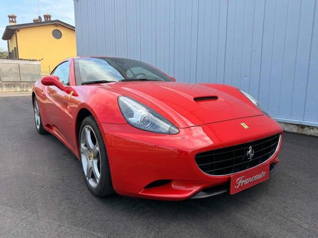 FERRARI California DCT