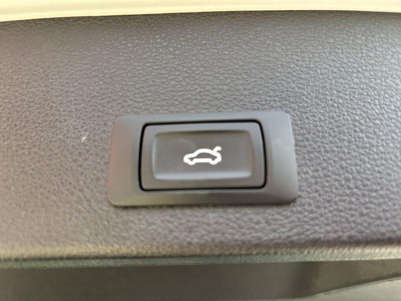 Audi Q2 30 1.0 tfsi Admired TETTO-NAVI-CAM-18"
