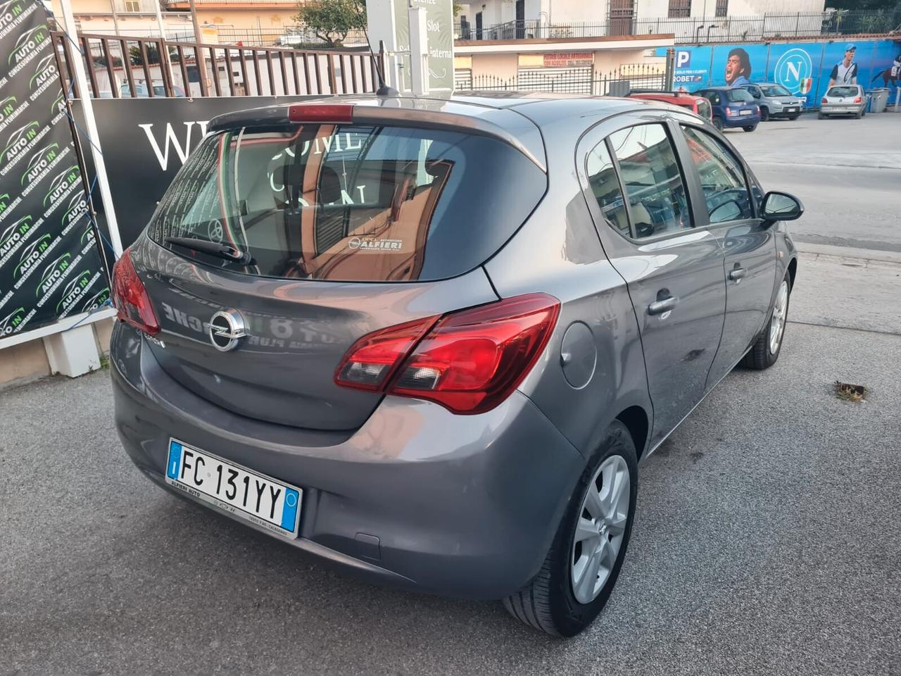 Opel Corsa 1.2 5 porte