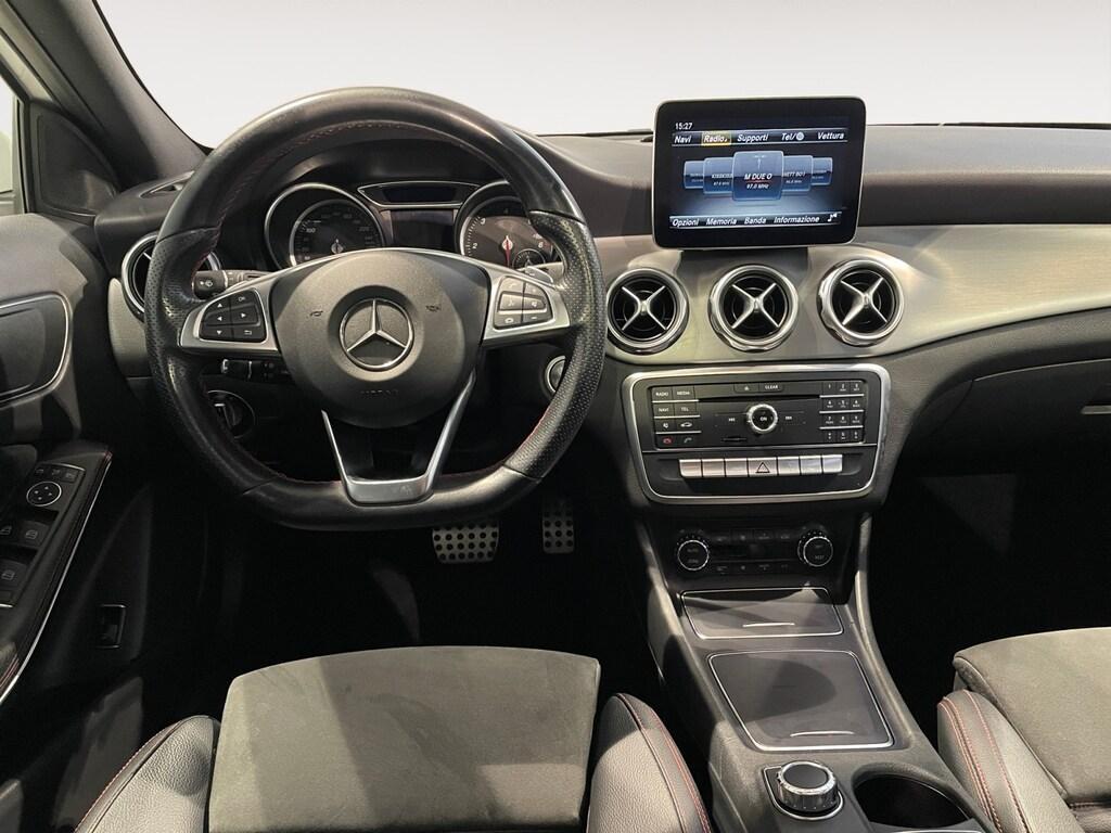 Mercedes GLA-X156 2017 200d 136CV Autom. Premium - AMG PACK