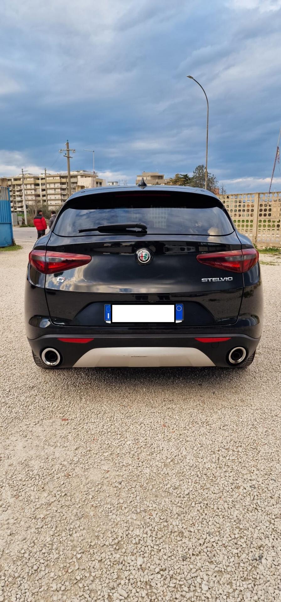 Alfa Romeo Stelvio 2.2 Turbodiesel 190 CV AT8 Q4 Executive