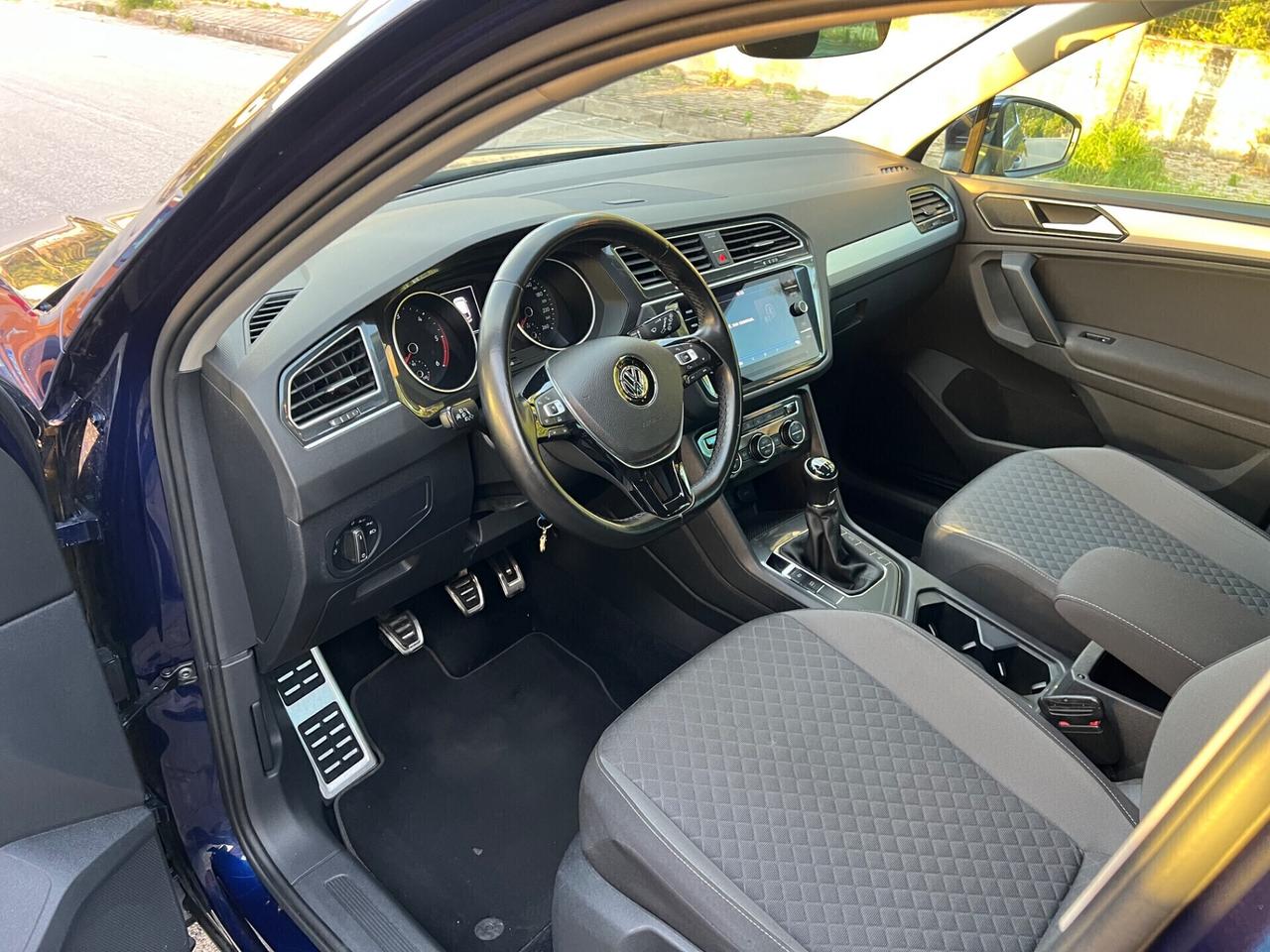 Volkswagen Tiguan 1.6 TDI R-Line 2018
