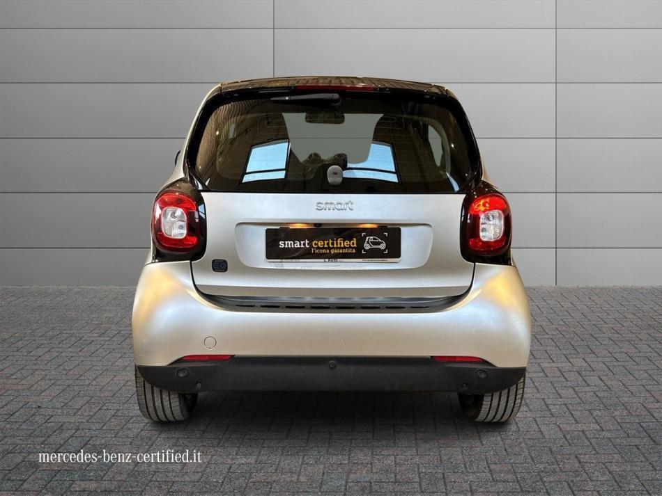 Smart fortwo 4,6kW EQ mattrunner