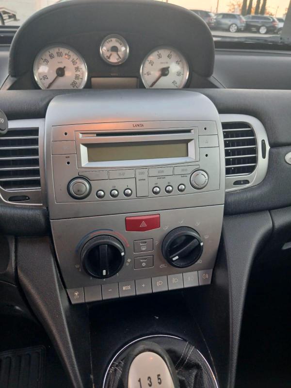 Lancia Ypsilon 1.2 BENZ 80 CV 16v Oro OK NEOPATENTATI