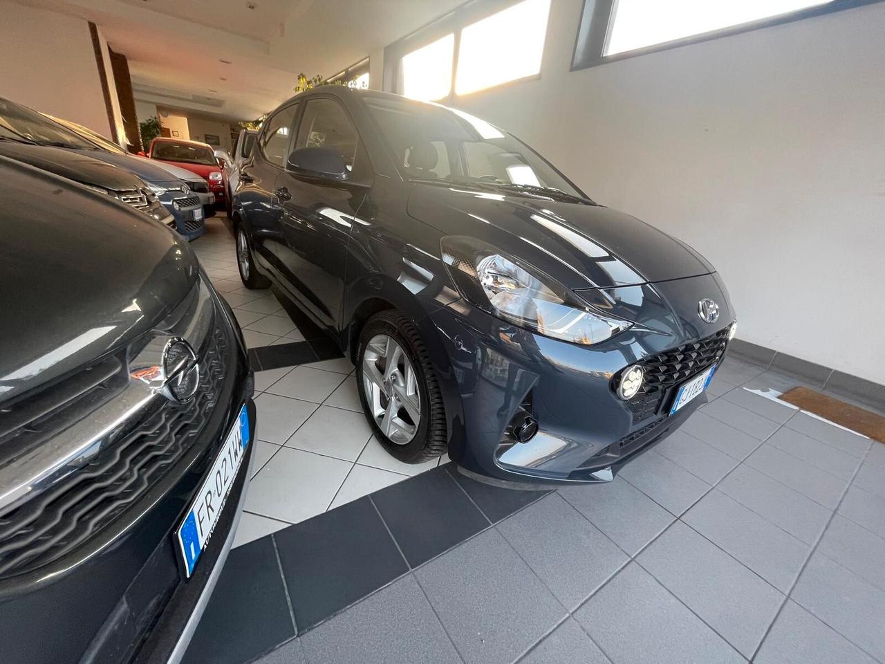 Hyundai i10 1.0 MPI 67 CV - AUTOMATICA