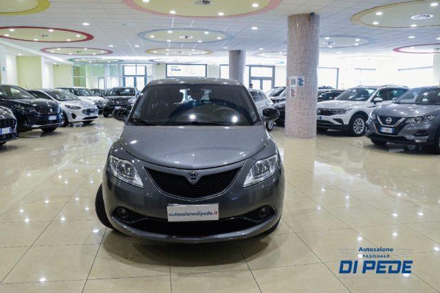 LANCIA Ypsilon 1.2 69 CV 5 porte Gold