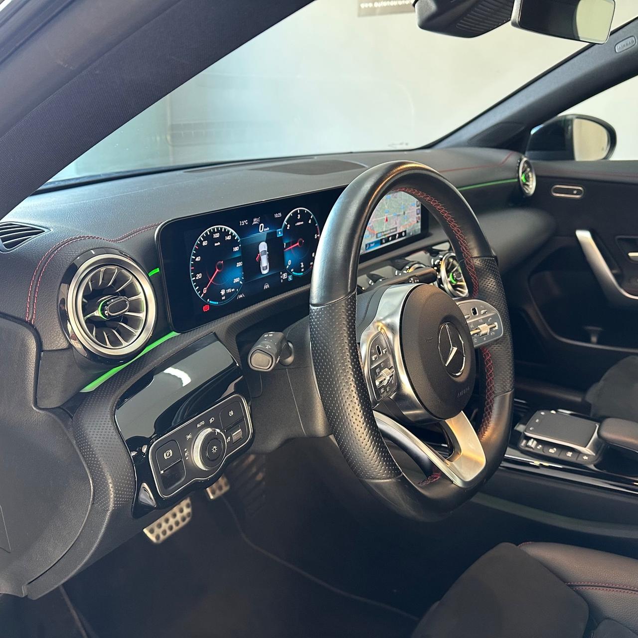 Mercedes-benz CLA 200 d 4Matic Coupe AMG Premium Plus Magno Designo tetto