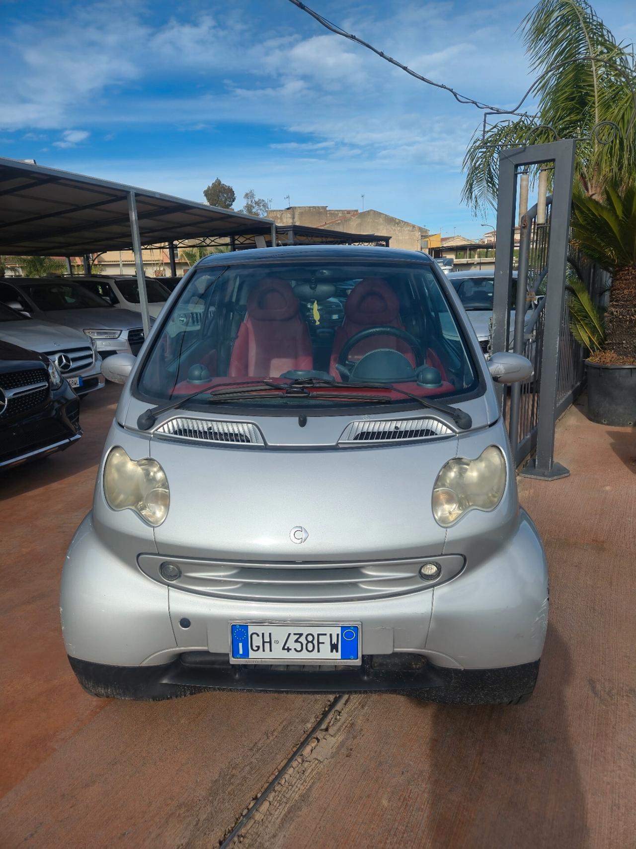 Smart 700 city-coupé pulse