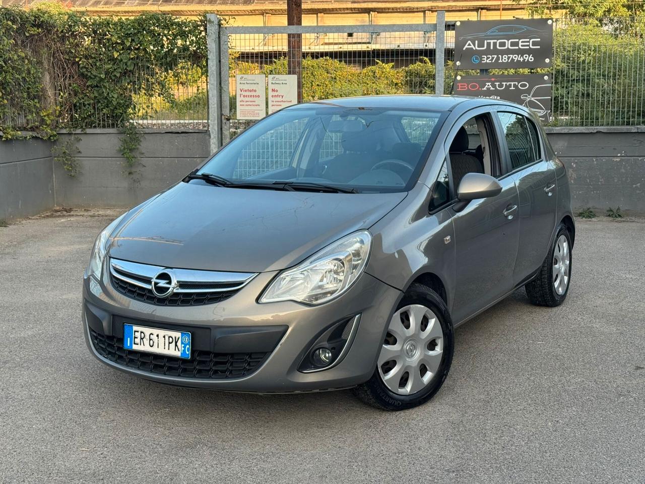 Opel Corsa 1.2 85CV 5 porte GPL-TECH Edition