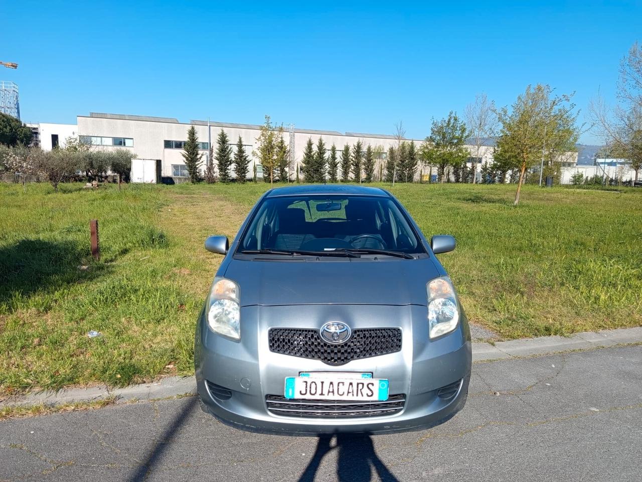 Toyota Yaris 1.0 5 porte Sol
