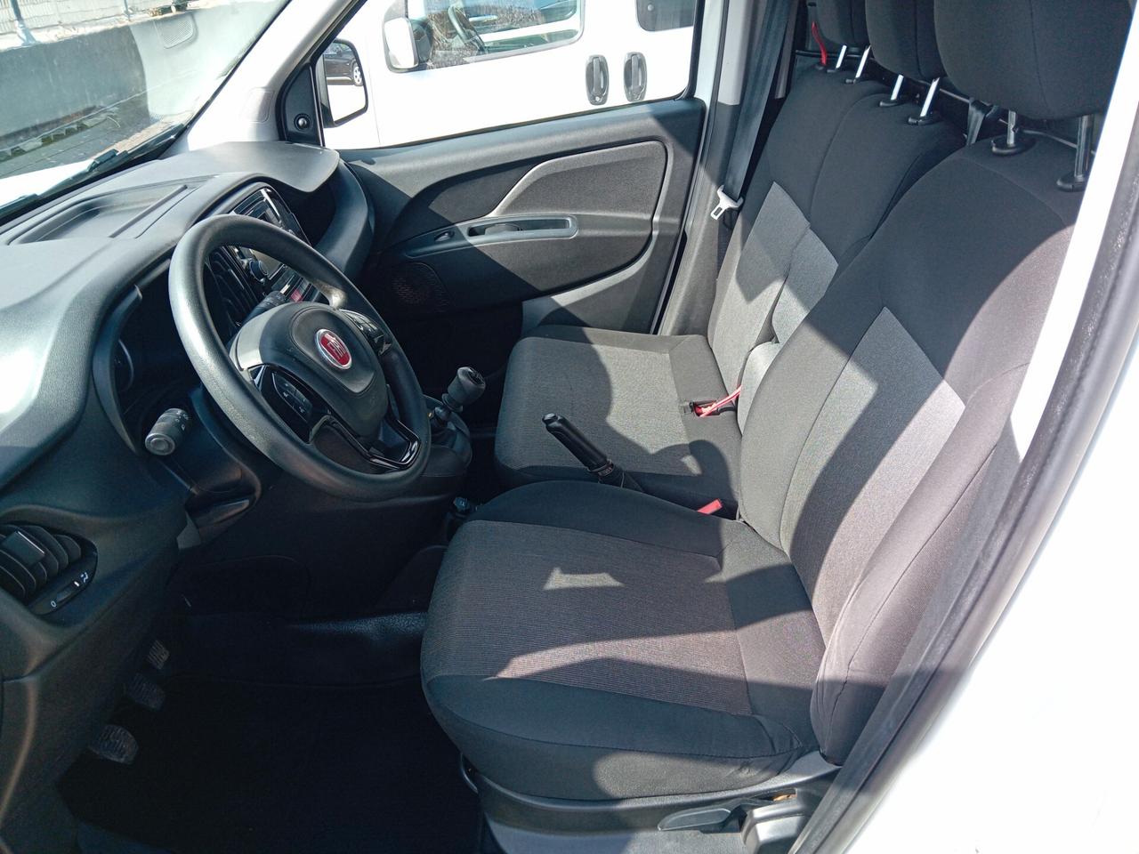 Fiat Dobló Cargo 1.6 Mjet 105 3 Posti