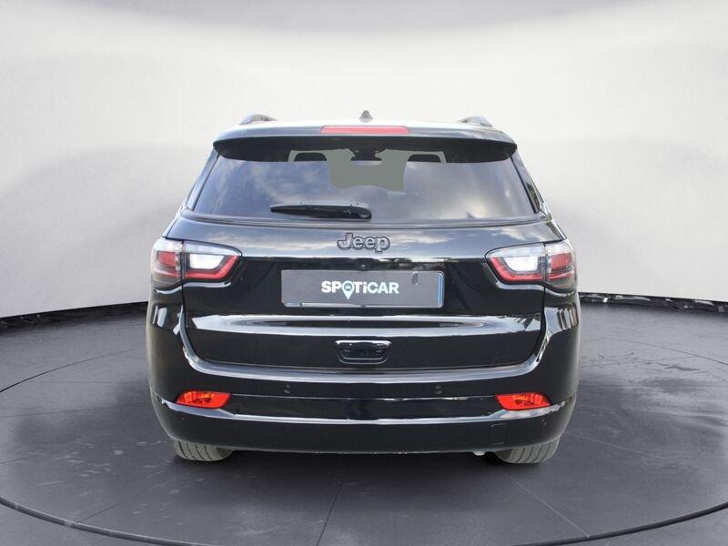 Jeep Compass e-Hybrid 1.5 Turbo MHEV T4 96kW Summit DDCT